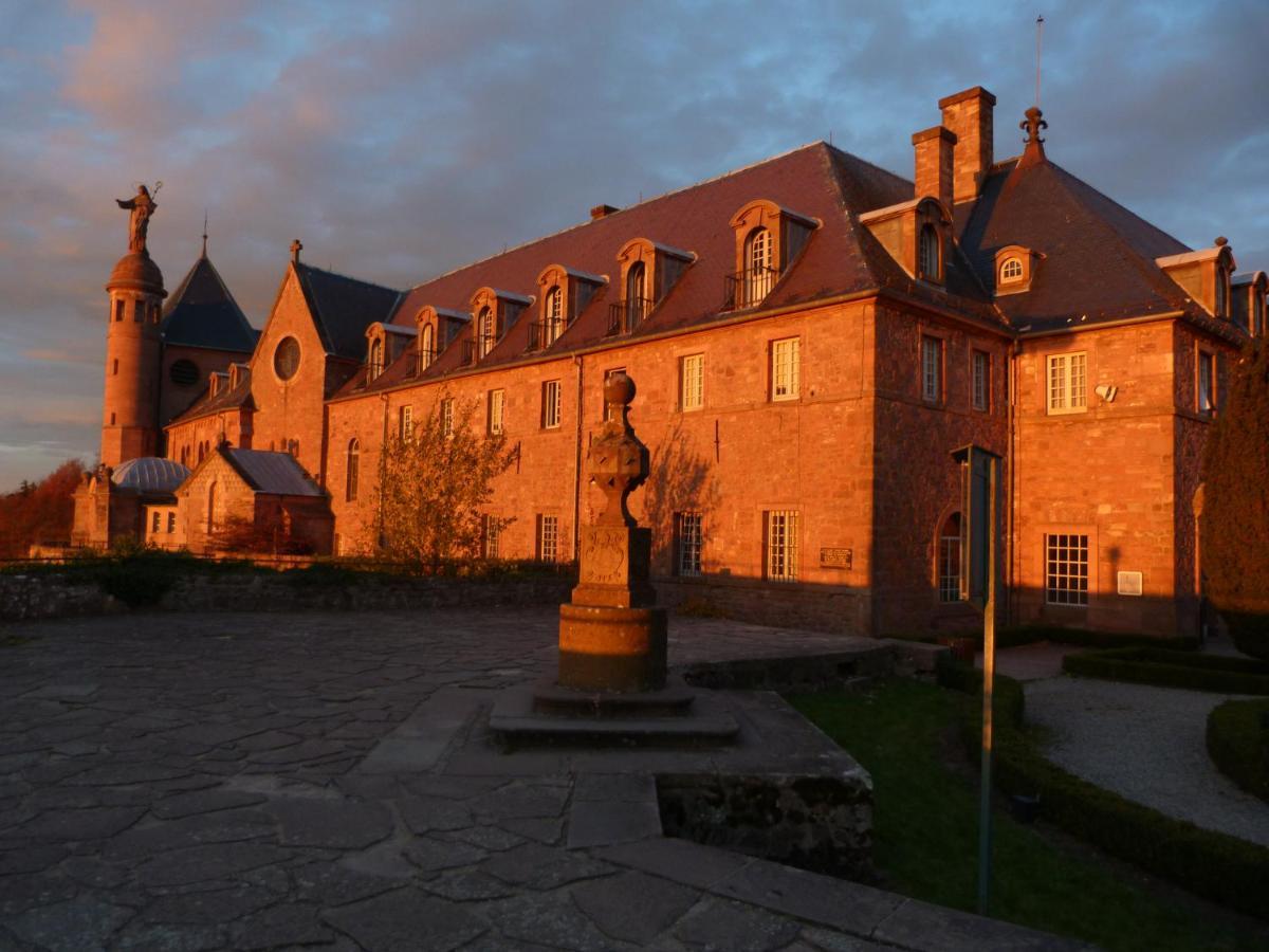 Hotel-Restaurant Mont Sainte-Odile Ottrott Exteriör bild